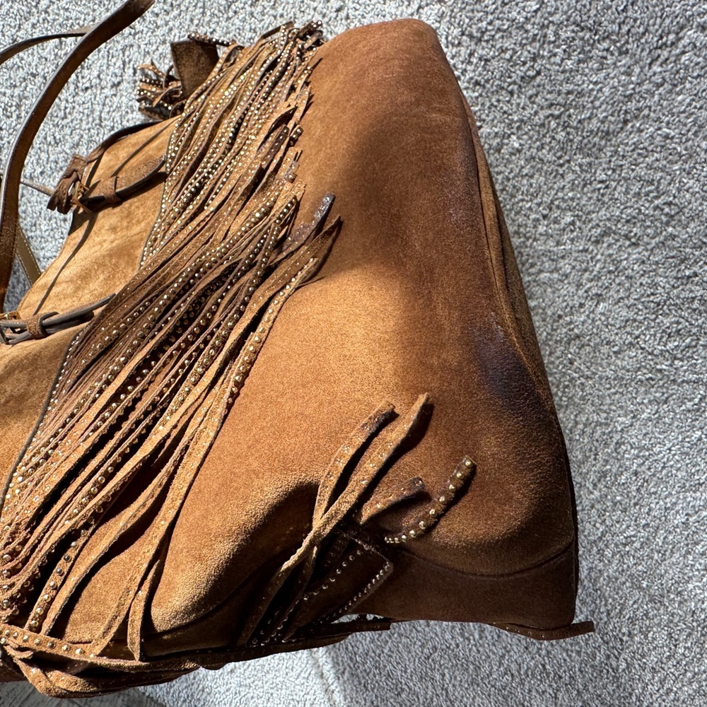 Yves Saint Laurent Tan Suede Fringe Tote - Picture 7 of 10